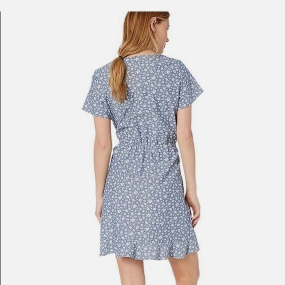 J Crew Mercantile Womens Blue Floral Chambray Ruffle Faux Wrap Dress SZ Medium - Picture 2 of 9